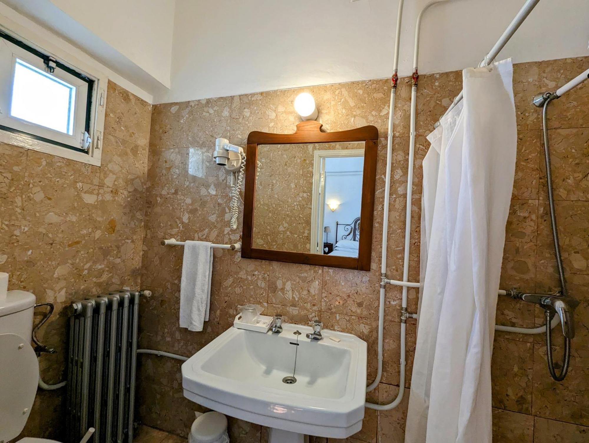 Hotel Solar De Monfalim 에보라 객실 사진